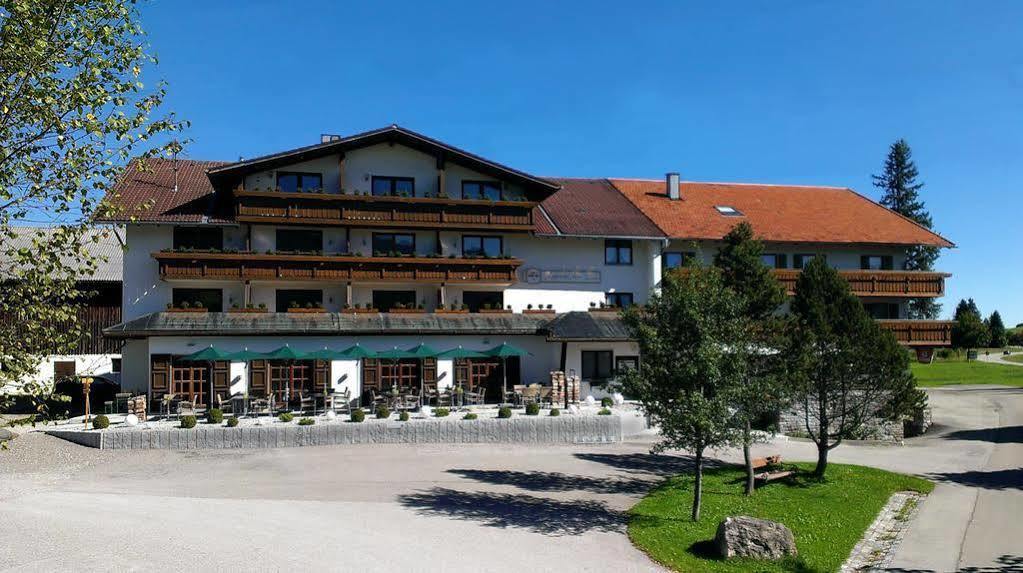 Familienhotel Loewen Nesselwang Eksteriør billede